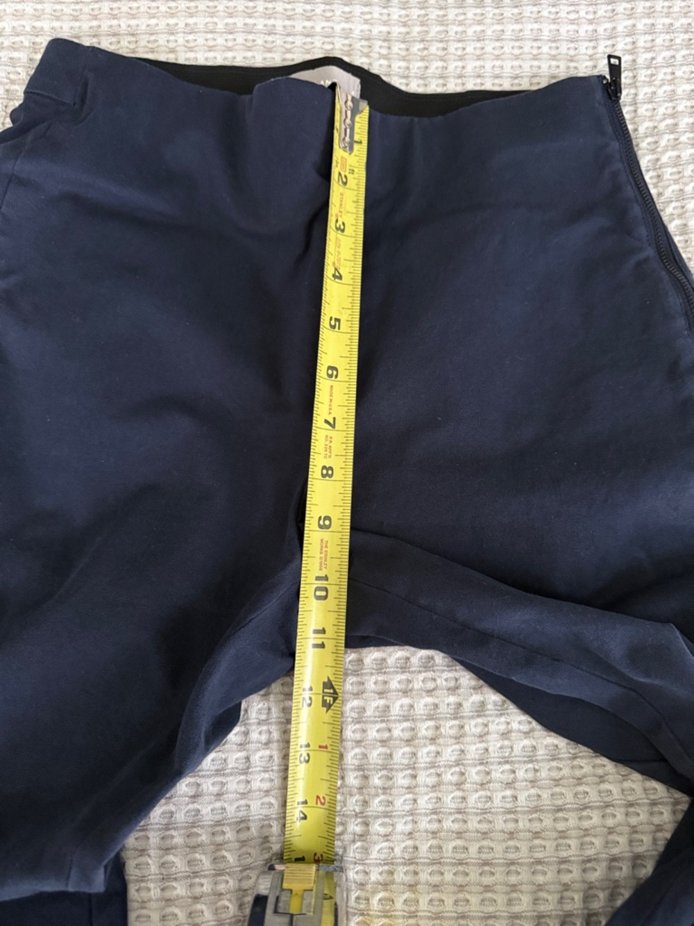 Everlane navy side zip pants in size 6 - Picture 4 of 7